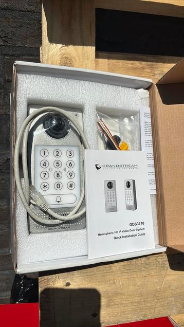 GRANDSTREAM buitenpost GDS3710 beschikbaar voor biedingen