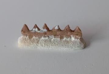 Kerstfiguur muurtje voor Kerstdorp beschikbaar voor biedingen