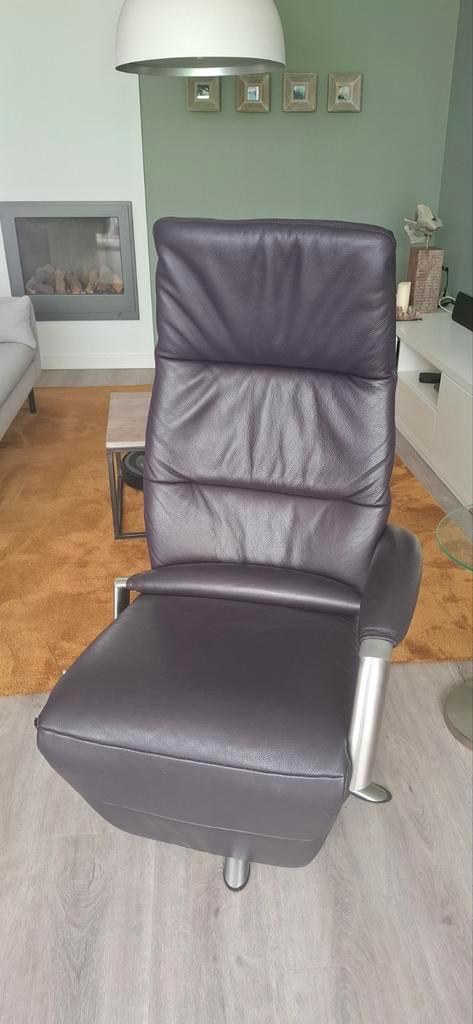Relaxfauteuil - Donkerpaars, Huis en Inrichting, Fauteuils, Gebruikt, Leer, Metaal, 50 tot 75 cm, 75 tot 100 cm, Ophalen