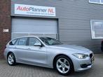 BMW 3-serie Touring 316i Executive! Clima! Navi! PDC!, 4 cilinders, Navigatiesysteem, Origineel Nederlands, Handgeschakeld