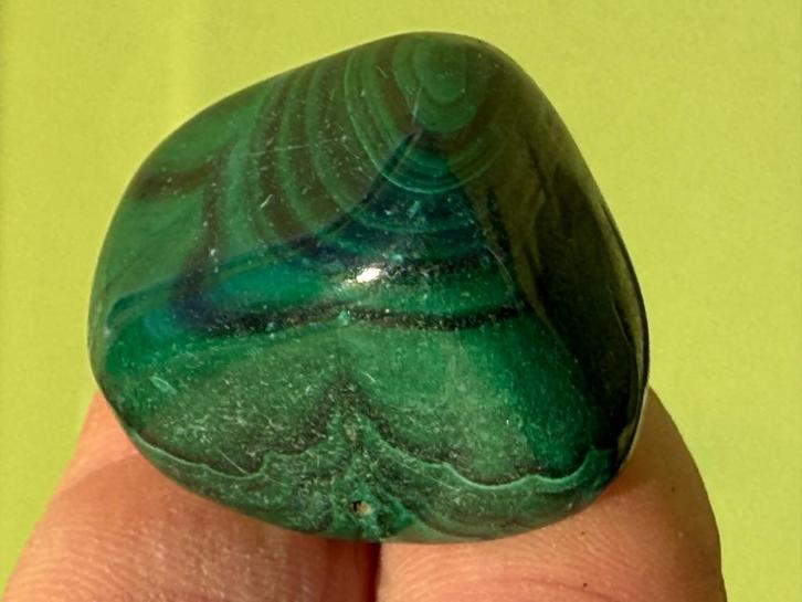 Malachiet broekzaksteen mineralen, Verzamelen, Mineralen en Fossielen, Mineraal, Ophalen of Verzenden