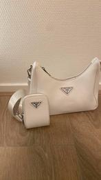Prada tas, Sieraden, Tassen en Uiterlijk, Tassen | Damestassen, Ophalen of Verzenden, Zo goed als nieuw, Zwart, Handtas