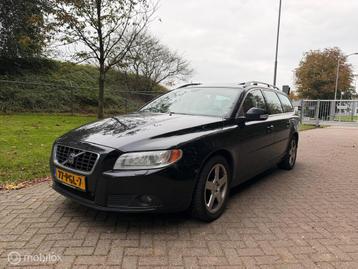 Volvo V70 2.4 D5 Momentum AIRCO/SCHUIFDAK/AUTOMAAAT beschikbaar voor biedingen