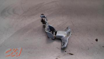 Schuifdeurrol rechts van een Nissan NV200 (K23) beschikbaar voor biedingen