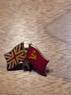 V 167 Vintage Speldje: Britse & Sovjet Vlaggen WW2, Ophalen of Verzenden, Gebruikt, Stad of Land, Speldje of Pin