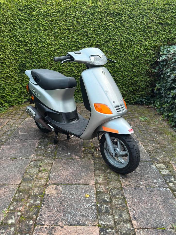 Piaggio zip type 3, Fietsen en Brommers, Scooters | Piaggio, Gebruikt, Zip, Maximaal 25 km/u, Tweetakt, Ophalen