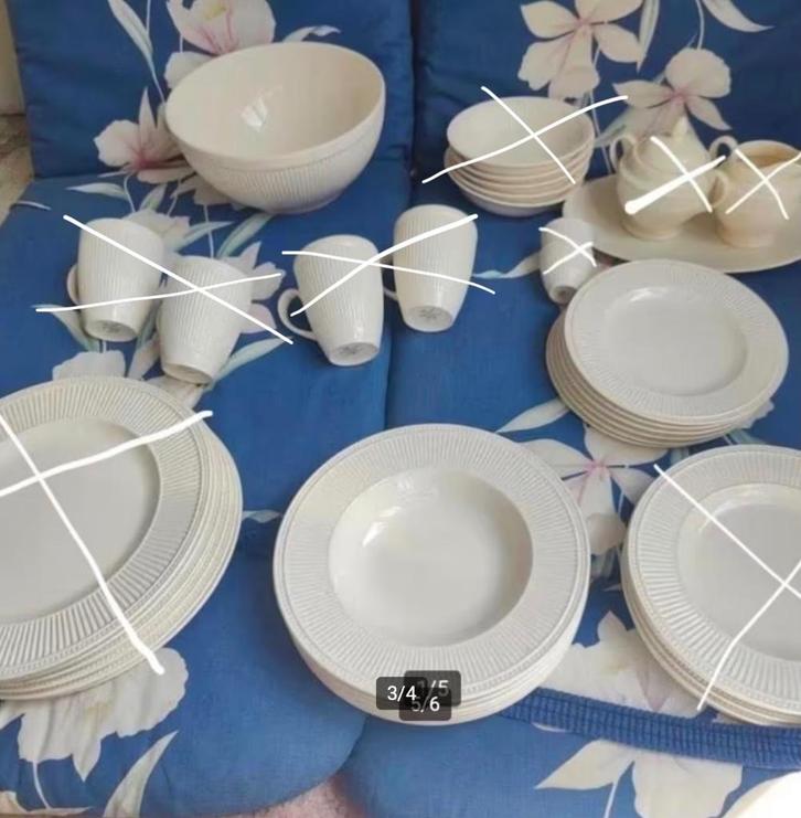 Wedgewood windsor gebaksschotels diepe borden en schaal, Antiek en Kunst, Antiek | Servies compleet, Ophalen of Verzenden