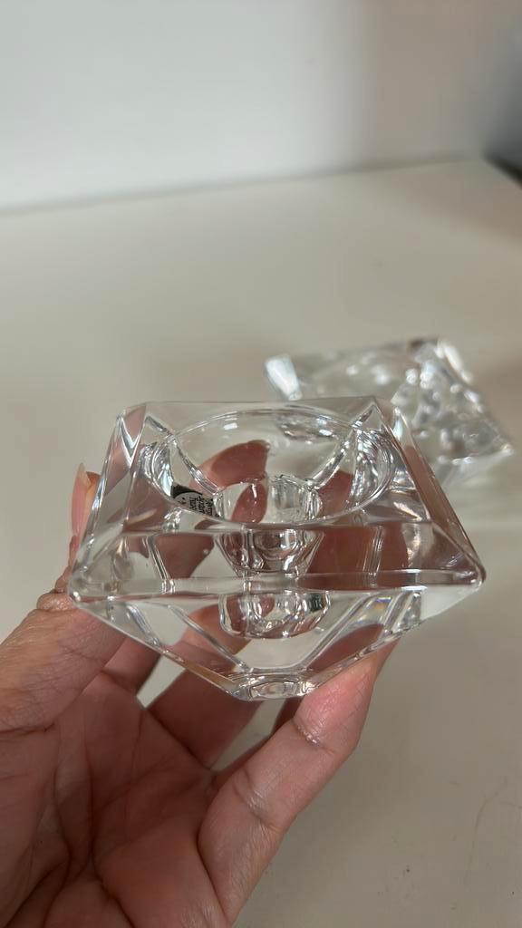 Twee stuks Krystal kandelaar -Crystal Maastricht Holland, Huis en Inrichting, Woonaccessoires | Kandelaars en Kaarsen, Zo goed als nieuw