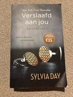 Verslaafd aan jou - Sylvia Day, Ophalen of Verzenden, Gelezen, Nederland