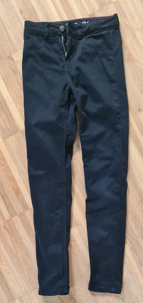 WE FASHION zwarte skinny JEGGING stretch mt 146 NIEUWSTAAT!, Kinderen en Baby's, Kinderkleding | Maat 146, Zo goed als nieuw, Meisje