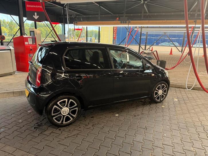 Volkswagen up! 1.0 55KW AUT 2012 Zwart met full option, Auto's, Volkswagen, Particulier, ABS, Adaptive Cruise Control, Airbags