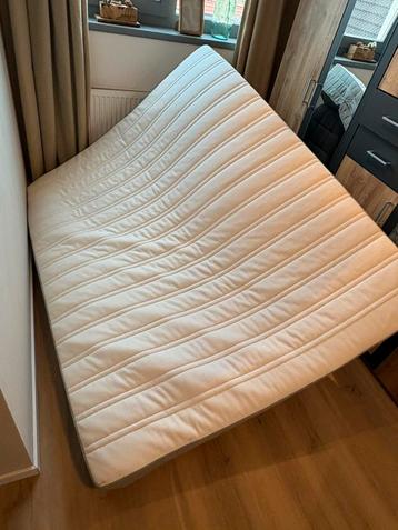 Matras 160x200 cm beschikbaar voor biedingen