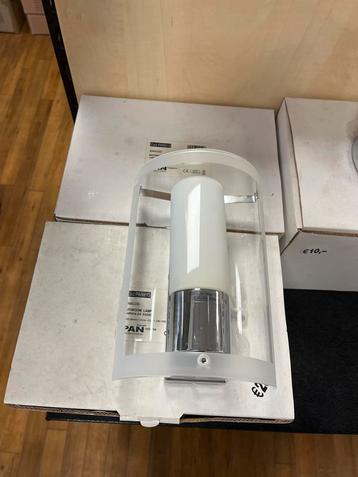 Moderne Wandlamp PAN International GIACCIO Nieuw beschikbaar voor biedingen