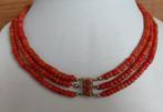 uniek&antiek   bloedkoraal ciollier - 3 Rijig, Sieraden, Tassen en Uiterlijk, Antieke sieraden, Verzenden, Ketting, Met edelsteen
