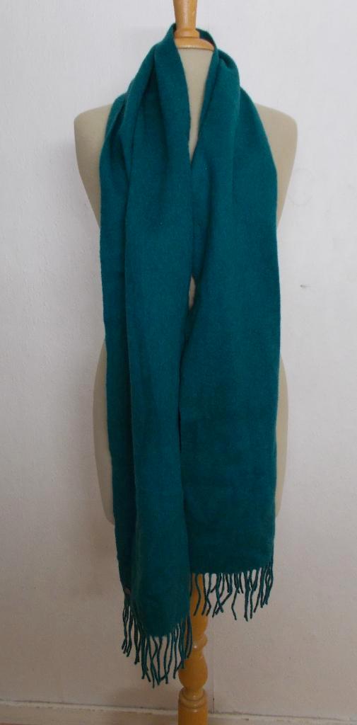 Mooie groene wollen zachte sjaal van Mc Gregor, Kleding | Dames, Mutsen, Sjaals en Handschoenen, Zo goed als nieuw, Sjaal, Maat 42/44 (L)