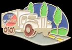 Les Routiers- truck op weg pin, Verzamelen, Speldjes, Pins en Buttons, Verzenden, Nieuw, Transport, Speldje of Pin