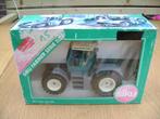Fendt Xylon 524 van Siku met stocknummer 2957, Hobby en Vrije tijd, Modelauto's | 1:32, Ophalen of Verzenden, Nieuw, Tractor of Landbouw