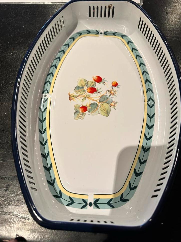 Emaille Broodmandje Aardbei - Vintage, Antiek en Kunst, Antiek | Emaille, Ophalen of Verzenden