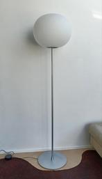 Flos Globall F3 vloerlamp, Ophalen, Zo goed als nieuw, Glas, 150 tot 200 cm