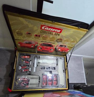 Carrera Digital 124 Limited Edition 2008  Ferrari racebaan   beschikbaar voor biedingen