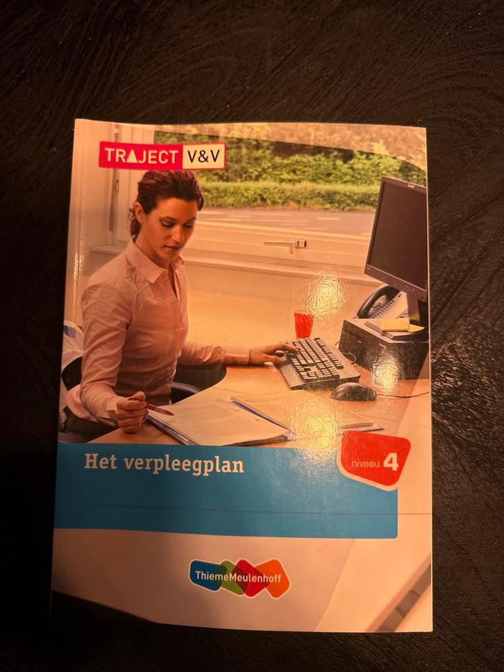 Het verpleegplan - Traject V&V Niveau 4, Boeken, Studieboeken en Cursussen, Zo goed als nieuw, MBO, Ophalen of Verzenden