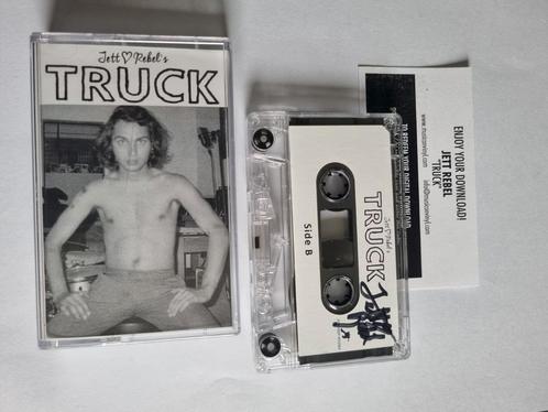 Cassettebandje JETT REBEL truck met HANDTEKENING ZELDZAAM, Cd's en Dvd's, Cassettebandjes, Zo goed als nieuw, Origineel, 1 bandje