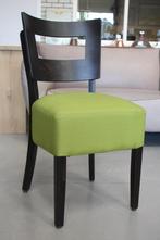 Leuke nieuwe eetkamerstoelen keukenstoel hout stof groen