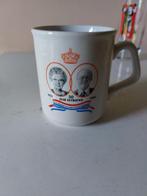 beker Juliana & Bernhard 50 jaar getrouwd, Verzamelen, Ophalen of Verzenden, Servies