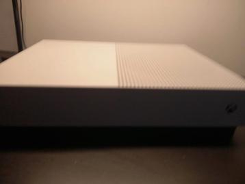 Xbox one S all digital 1tb  beschikbaar voor biedingen