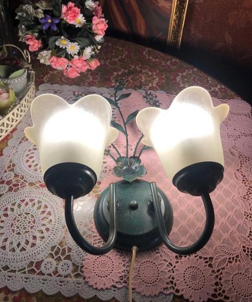 2 Arms vintage Italiaanse wandlamp groen art deco glas, Huis en Inrichting, Lampen | Wandlampen, Glas, Metaal, Overige materialen
