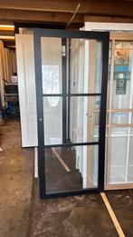 Opdek steellook deur 83x201.5 cm rechtshang blankglas nr 147