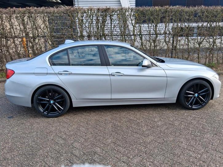 BMW 3-Serie 1.6 320I 125KW EDE 2013 Grijs, Auto's, BMW, Particulier, 3-Serie, ABS, Airbags, Airconditioning, Alarm, Android Auto