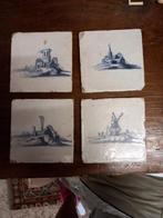 4 Oude Witjes Tegels met Blauwe Landschappen, Antiek en Kunst, Antiek | Wandborden en Tegels, Ophalen of Verzenden