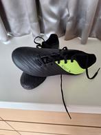 Voetbalschoenen Kipsta, Maat XS of kleiner, Ophalen of Verzenden, Zo goed als nieuw, Schoenen