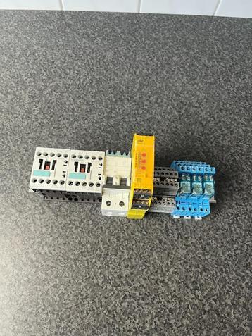 Pilz Timer , Siemens Sirius relais + automaal c16 . beschikbaar voor biedingen