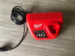 Milwaukee lader charger 12v nieuw, Doe-het-zelf en Verbouw, Ophalen, Nieuw