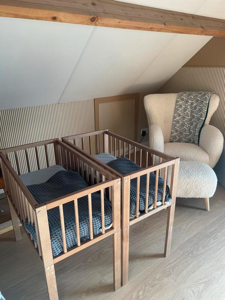 Tweeling Wieg Co-Sleeper Colorfull Home Lily Walnut, Kinderen en Baby's, Babywiegjes en Ledikanten, Zo goed als nieuw, Wieg, Ophalen of Verzenden