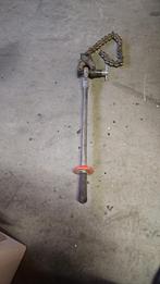 Gietijzer ketting knipper, Ophalen, Zo goed als nieuw