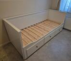 Hemnes bedbank wit, Huis en Inrichting, Slaapkamer | Bedden, Ophalen, Wit, Tweepersoons, Zo goed als nieuw