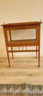 Vintage theekastje, Huis en Inrichting, Kasten | Vitrinekasten, Ophalen, Gebruikt, Met klep(pen), Vintage