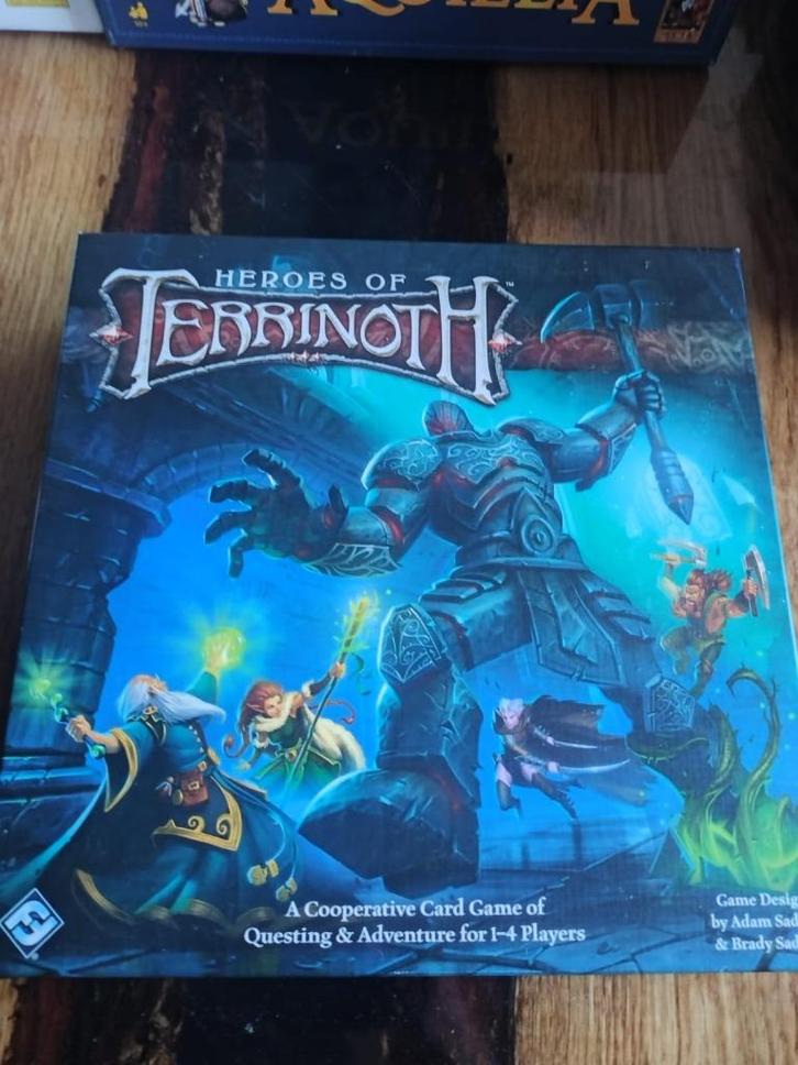 Heroes of Terrinoth, Hobby en Vrije tijd, Gezelschapsspellen | Bordspellen, Zo goed als nieuw, Drie of vier spelers, Ophalen of Verzenden