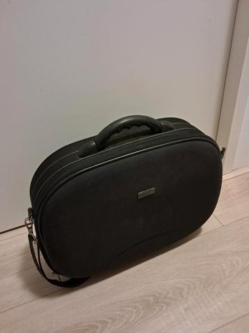 Zwarte Hardcase Beautycase beschikbaar voor biedingen