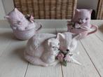 3 Mooie Vintage Terracotta Katjes Roze in Kopje -- Liggend, Verzamelen, Beelden en Beeldjes, Gebruikt, Dier, Verzenden