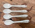 4 porseleinen Rivièra Maison lepels ‘Just Stir’, Huis en Inrichting, Keuken | Servies, Ophalen, Porselein, Overige stijlen, Overige typen