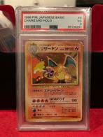 Charizard #006 - Base Set Japanese - 1996 - PSA 3, Hobby en Vrije tijd, Verzamelkaartspellen | Pokémon, Ophalen of Verzenden, Zo goed als nieuw