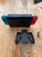 Nintendo Switch OLED + Opbergkoffer + Doos, Spelcomputers en Games, 1 speler, Ophalen of Verzenden, Zo goed als nieuw, Vanaf 3 jaar