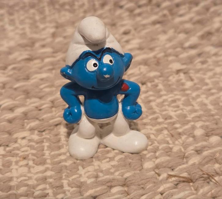 Potige Smurf met tatoeage figuurtje - Schleich (1994), Verzamelen, Smurfen, Gebruikt, Poppetje, Figuurtje of Knuffel, Potige Smurf