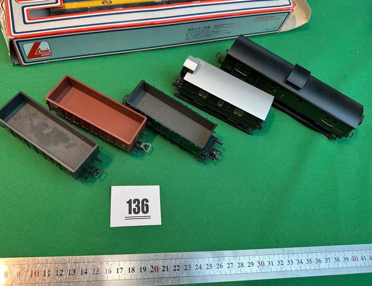 136 div wagons Marklin, Piko RG MMM +knutsel IC rijtuig Lima, Hobby en Vrije tijd, Modeltreinen | H0, Gebruikt, Wagon, Gelijkstroom