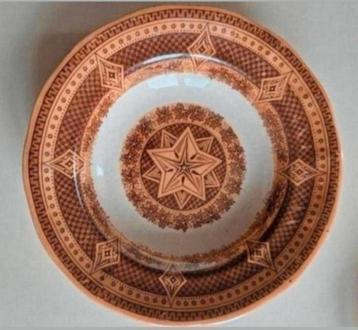 Diep bord Petrus Regout  beschikbaar voor biedingen