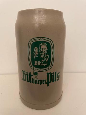 Steengoed bierpul 2L | Bitburger Pils | Logo | 1950-1999 beschikbaar voor biedingen